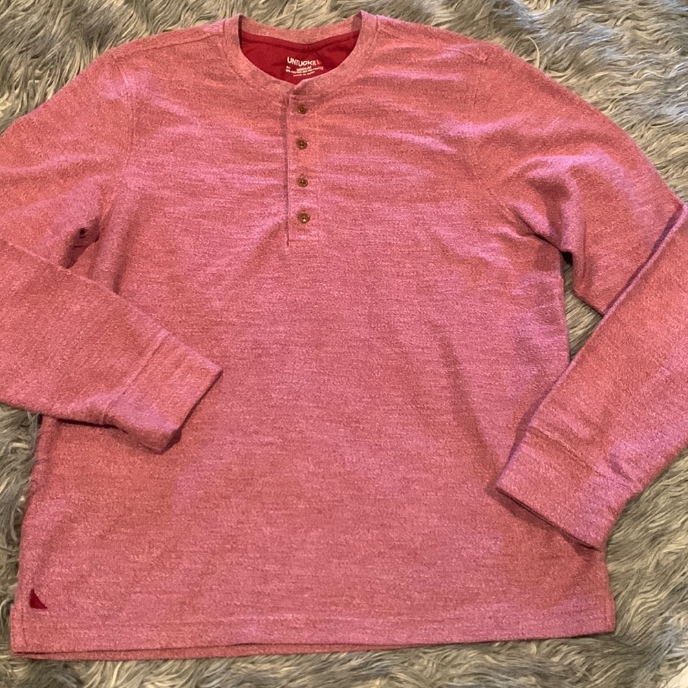 UnTucket M pullover